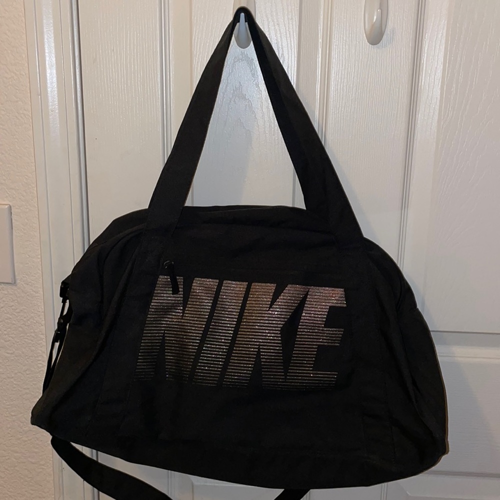 Nike duffle bag